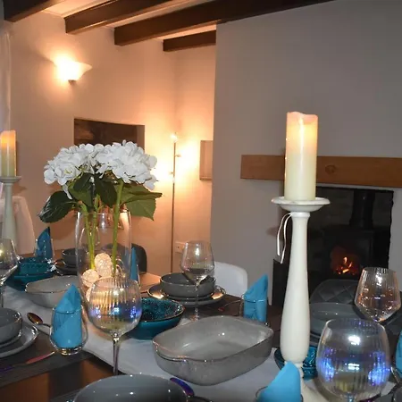 Peep-o-day-the Stylish Dale View *