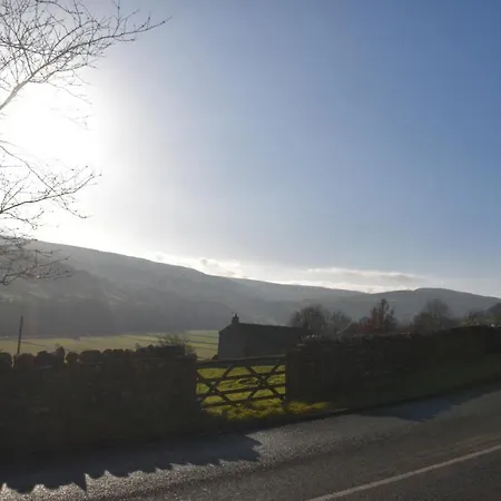 Peep-o-day-the Stylish Dale View