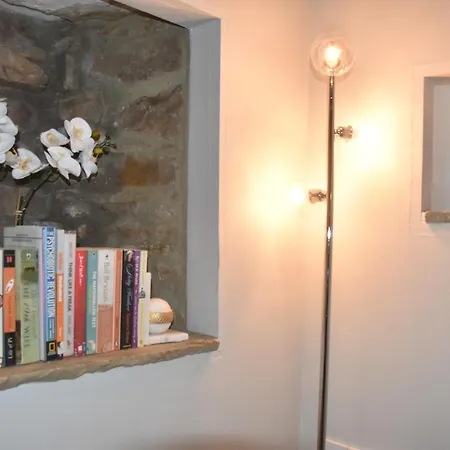 Peep-o-day-the Stylish Dale View * Feetham